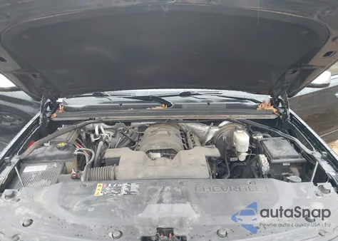 2018 Chevrolet Suburban Premier из США, поврежденный, VIN 1GNSKJKC3JR279853